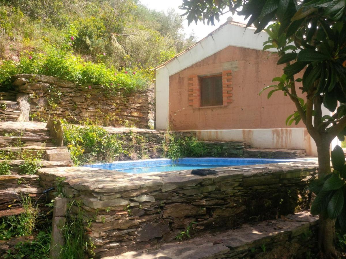 Quiet And Cottage In The Estate Casas Da Cerca Troviscais 外观 照片